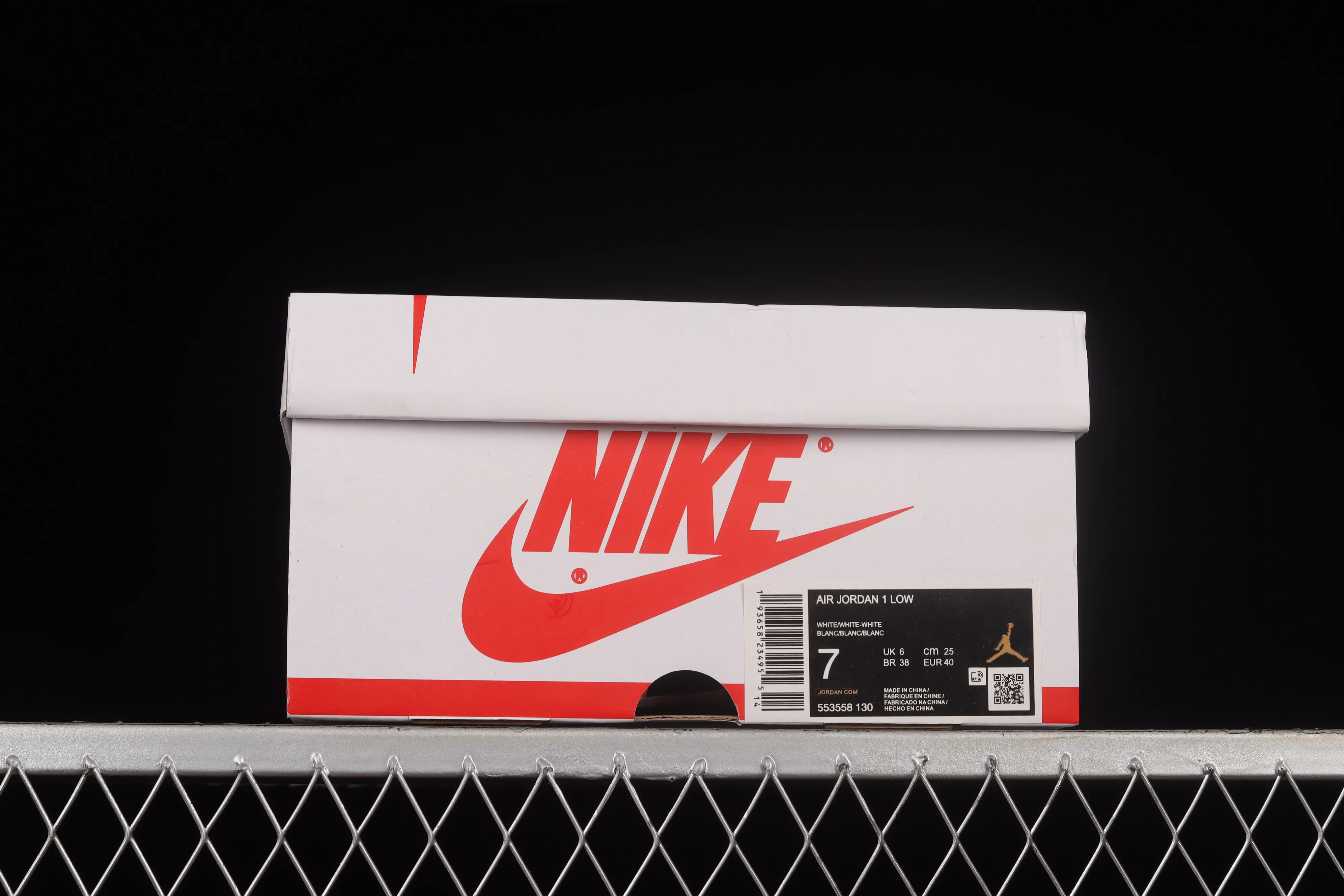 All categories Air Jordan Jordan series basketball shoes Air Jordan 1 Low Air Jordan 1 Low AJ1 Joe 1 Christmas theme customized version Sports culture basketball shoes 553558-130